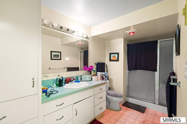 2899 Glenwood Drive, Idaho Falls, ID 83404