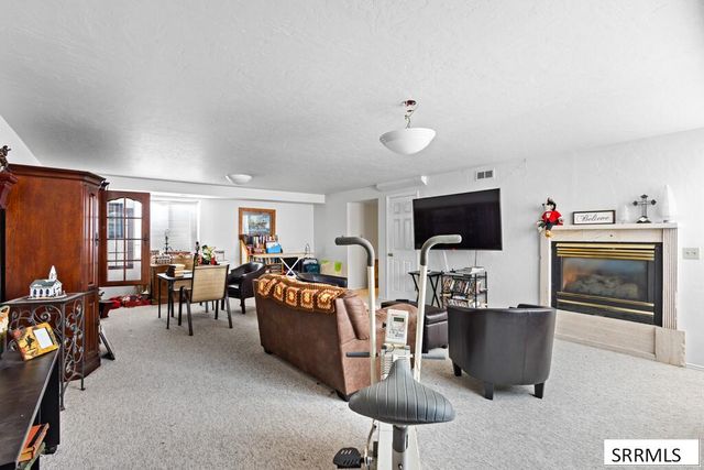 2899 Glenwood Drive, Idaho Falls, ID 83404