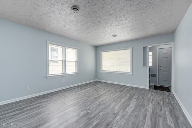 1332 W 18th Street, Lorain, OH 44052