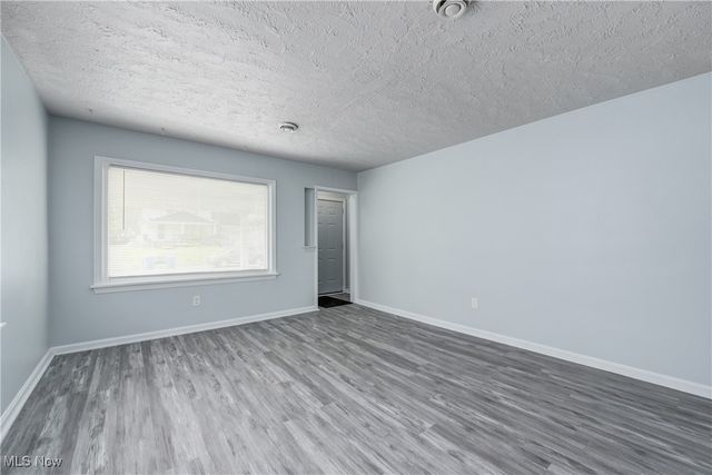 1332 W 18th Street, Lorain, OH 44052