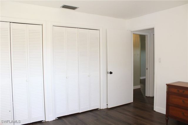 741 Palm View DR E3, Naples, FL 34110