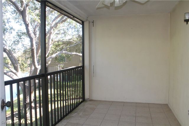 741 Palm View DR E3, Naples, FL 34110