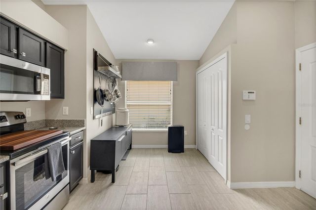 31113 STONE ARCH AVENUE, Wesley Chapel, FL 33545