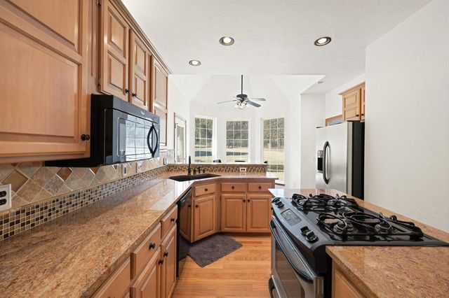 4001 Berkshire Drive, Edmond, OK 73034