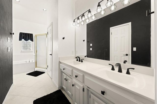 4001 Berkshire Drive, Edmond, OK 73034