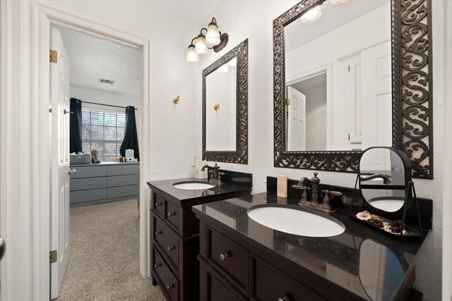 4001 Berkshire Drive, Edmond, OK 73034