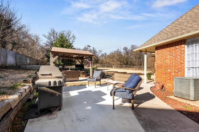 4001 Berkshire Drive, Edmond, OK 73034
