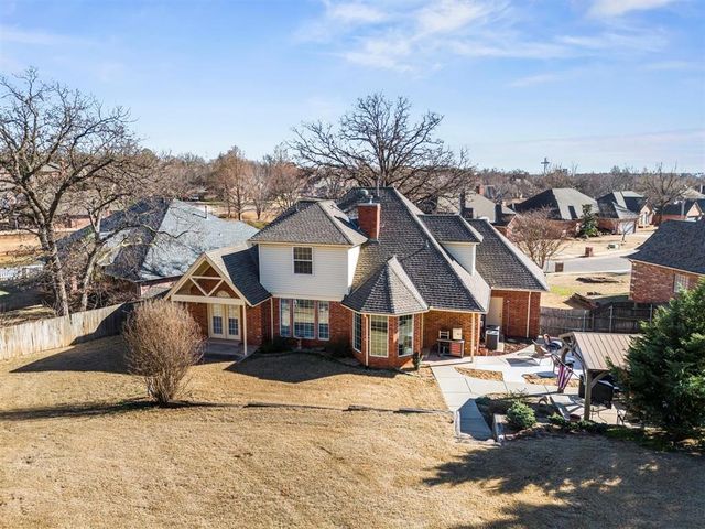 4001 Berkshire Drive, Edmond, OK 73034