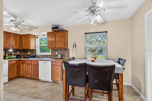 2316 POWELL CIRCLE, Sarasota, FL 34234