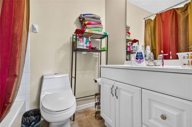 2316 POWELL CIRCLE, Sarasota, FL 34234