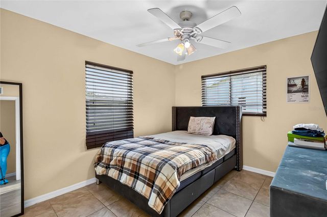 2316 POWELL CIRCLE, Sarasota, FL 34234