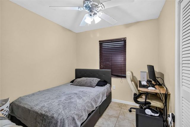 2316 POWELL CIRCLE, Sarasota, FL 34234
