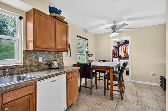 2316 POWELL CIRCLE, Sarasota, FL 34234