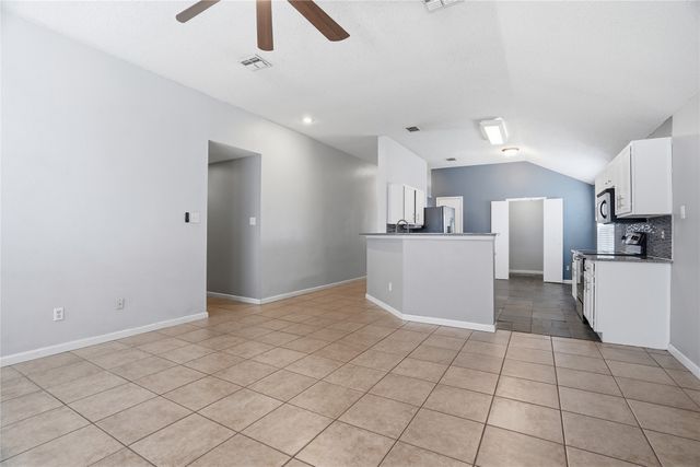 10809 Deer Trail, Fort Worth, TX 76140