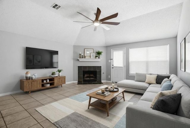 10809 Deer Trail, Fort Worth, TX 76140