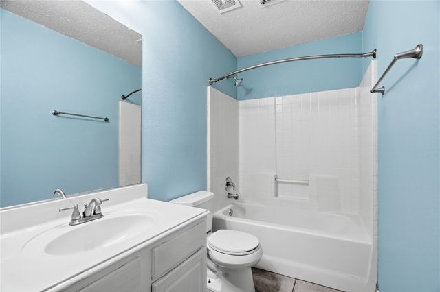 10809 Deer Trail, Fort Worth, TX 76140