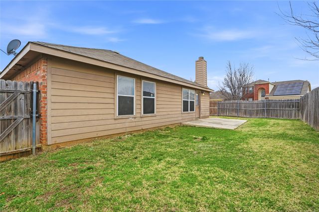 10809 Deer Trail, Fort Worth, TX 76140