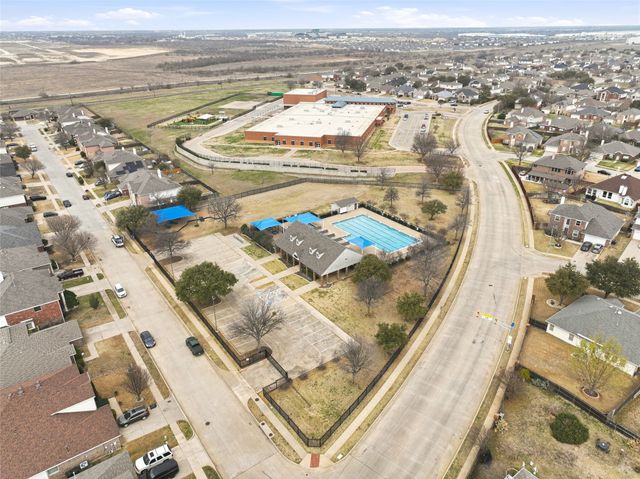 10809 Deer Trail, Fort Worth, TX 76140