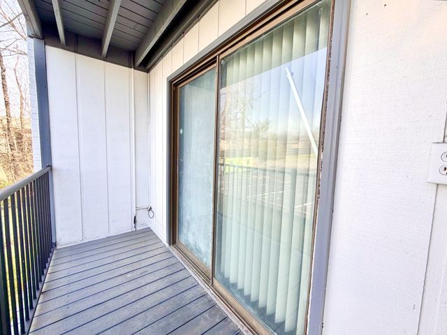 136 Jack Miller Blvd Apt D8, Clarksville, TN 37042