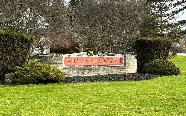 27 Edenfield Road, Penfield, NY 14526