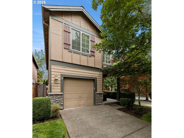 3384 Se SPRINGWOOD Pl, Hillsboro, OR 97123