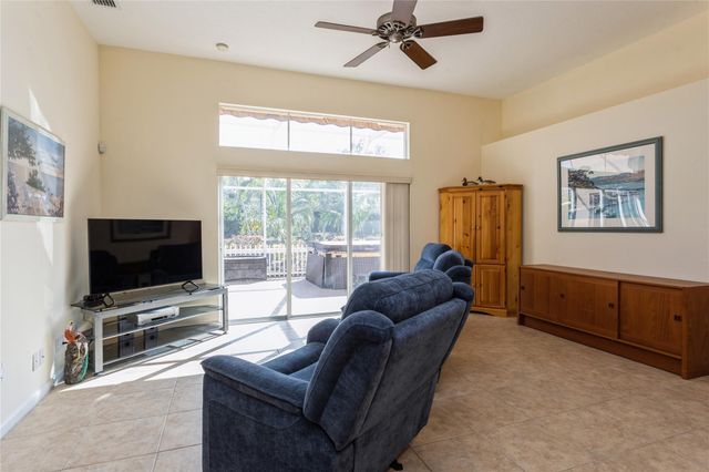 8121 SW Yachtsmans Dr, Stuart, FL 34997