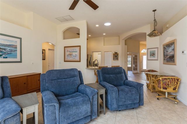 8121 SW Yachtsmans Dr, Stuart, FL 34997