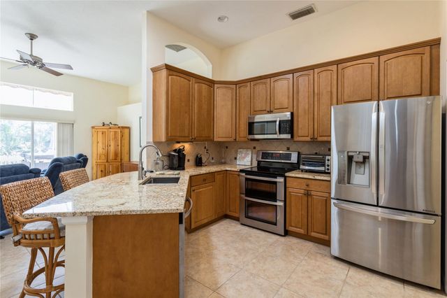 8121 SW Yachtsmans Dr, Stuart, FL 34997