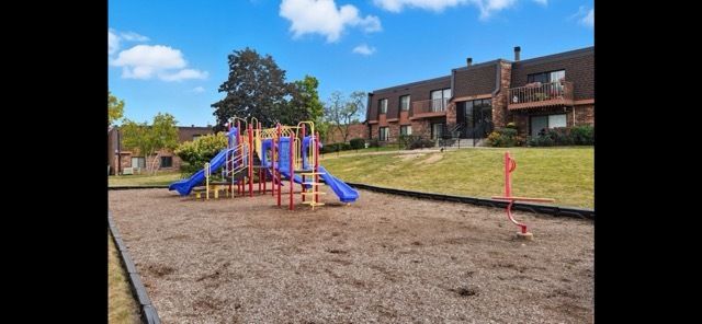 705 Tipperary Court 3A, Schaumburg, IL 60193