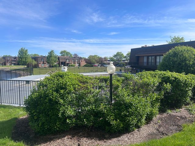 705 Tipperary Court 3A, Schaumburg, IL 60193