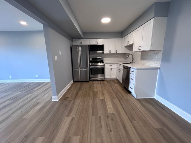 705 Tipperary Court 3A, Schaumburg, IL 60193