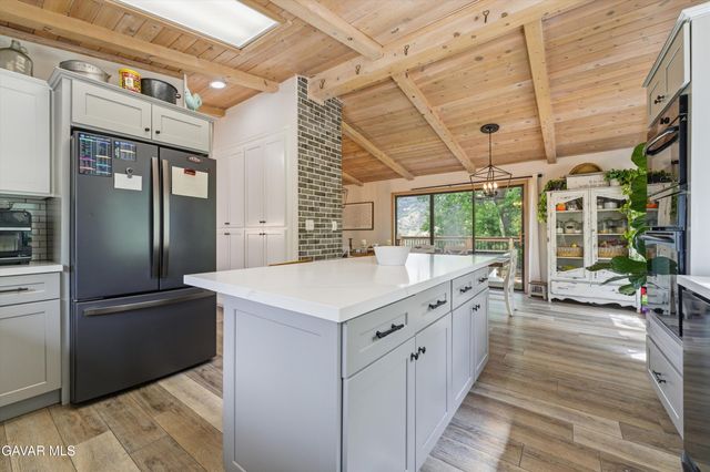 24840 Arrow Court, Tehachapi, CA 93561
