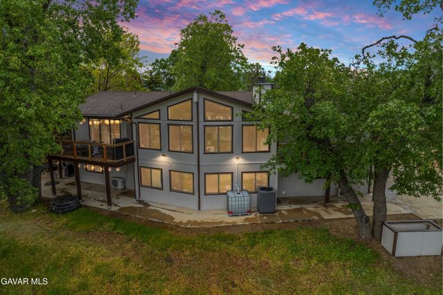 24840 Arrow Court, Tehachapi, CA 93561