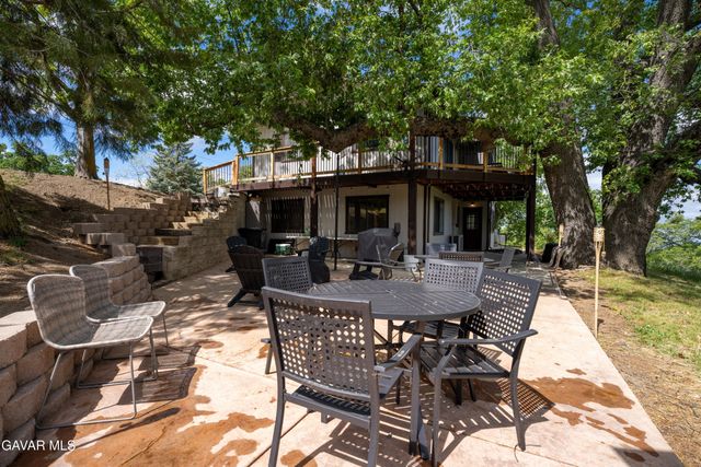 24840 Arrow Court, Tehachapi, CA 93561