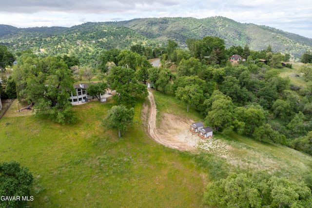 24840 Arrow Court, Tehachapi, CA 93561