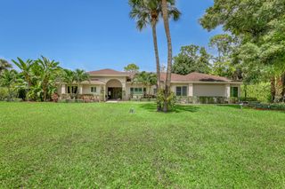8659 Thousand Pines Circle, West Palm Beach, FL 33411