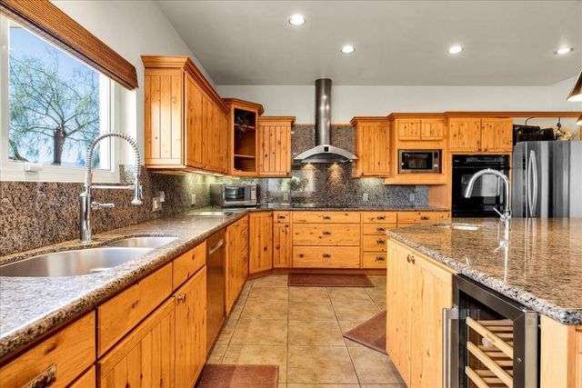 73199 Hilltop Road, Desert Hot Springs, CA 92241