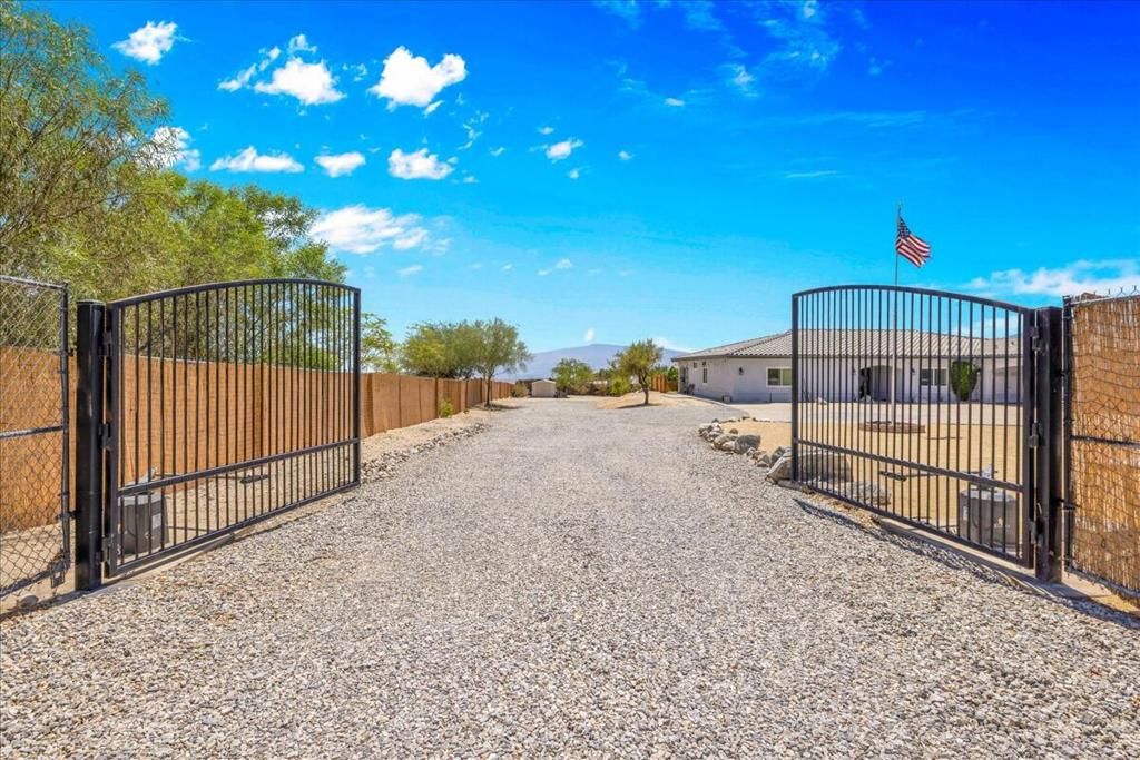 73199 Hilltop Road, Desert Hot Springs, CA 92241