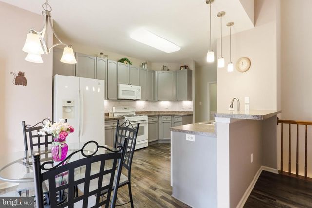 1071 CRESTWOOD DRIVE, Chambersburg, PA 17202