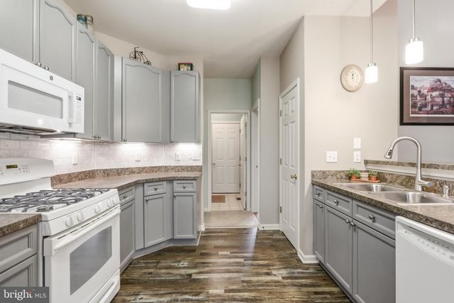 1071 CRESTWOOD DRIVE, Chambersburg, PA 17202