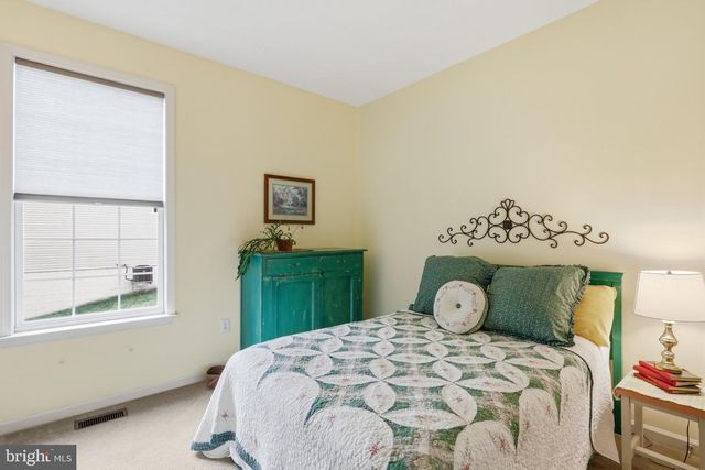 1071 CRESTWOOD DRIVE, Chambersburg, PA 17202