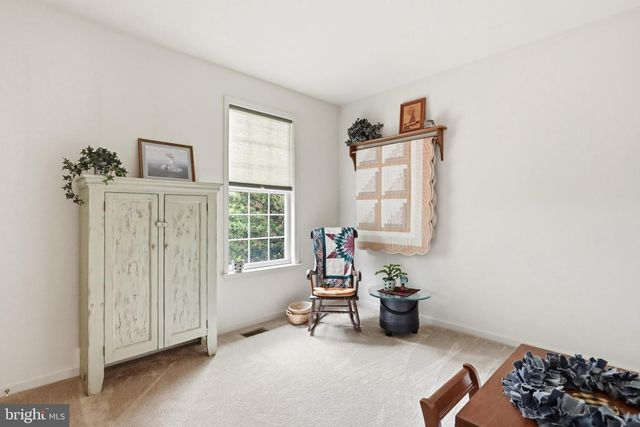 1071 CRESTWOOD DRIVE, Chambersburg, PA 17202