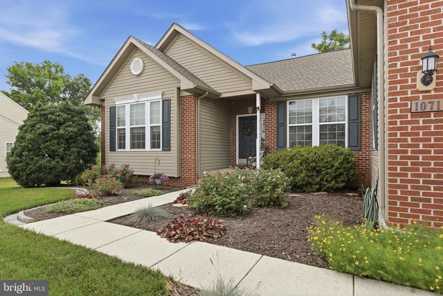 1071 CRESTWOOD DRIVE, Chambersburg, PA 17202