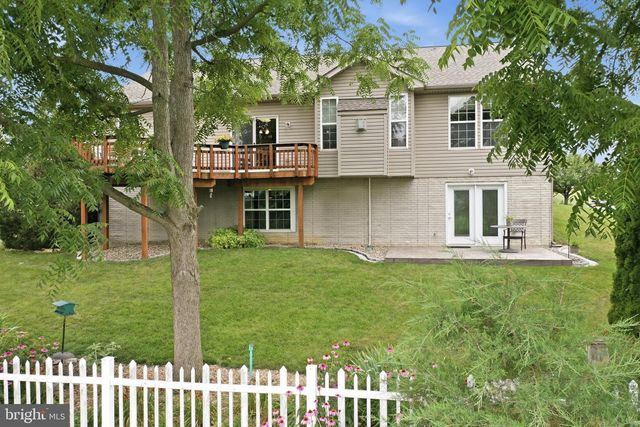 1071 CRESTWOOD DRIVE, Chambersburg, PA 17202