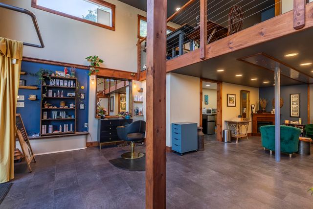 92 Rockingham Road, Rockingham, VT 05101