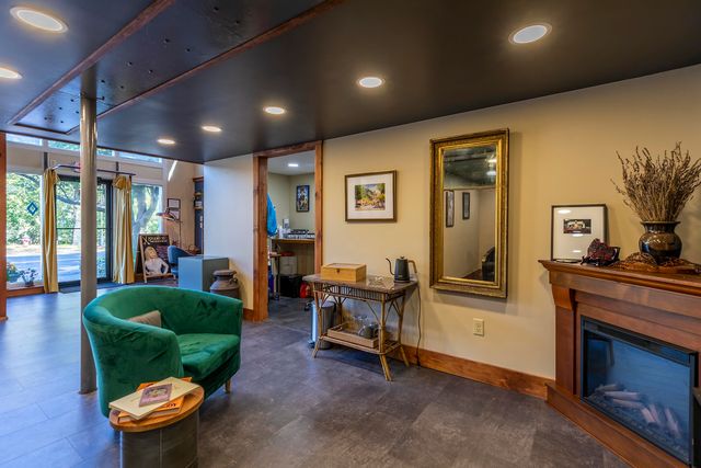 92 Rockingham Road, Rockingham, VT 05101