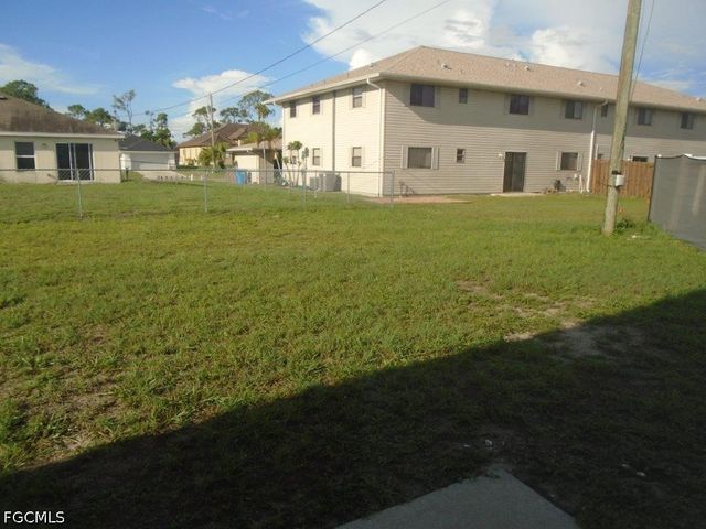 1226 SW Trafalgar PKWY 1228, Cape Coral, FL 33991