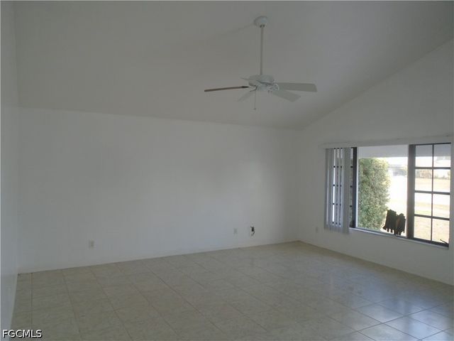 1226 SW Trafalgar PKWY 1228, Cape Coral, FL 33991