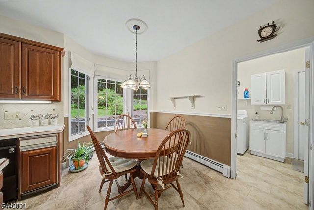 2 Sanford Rd, Mount Olive Twp., NJ 07828