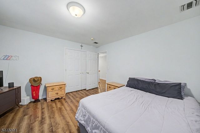 2 Sanford Rd, Mount Olive Twp., NJ 07828